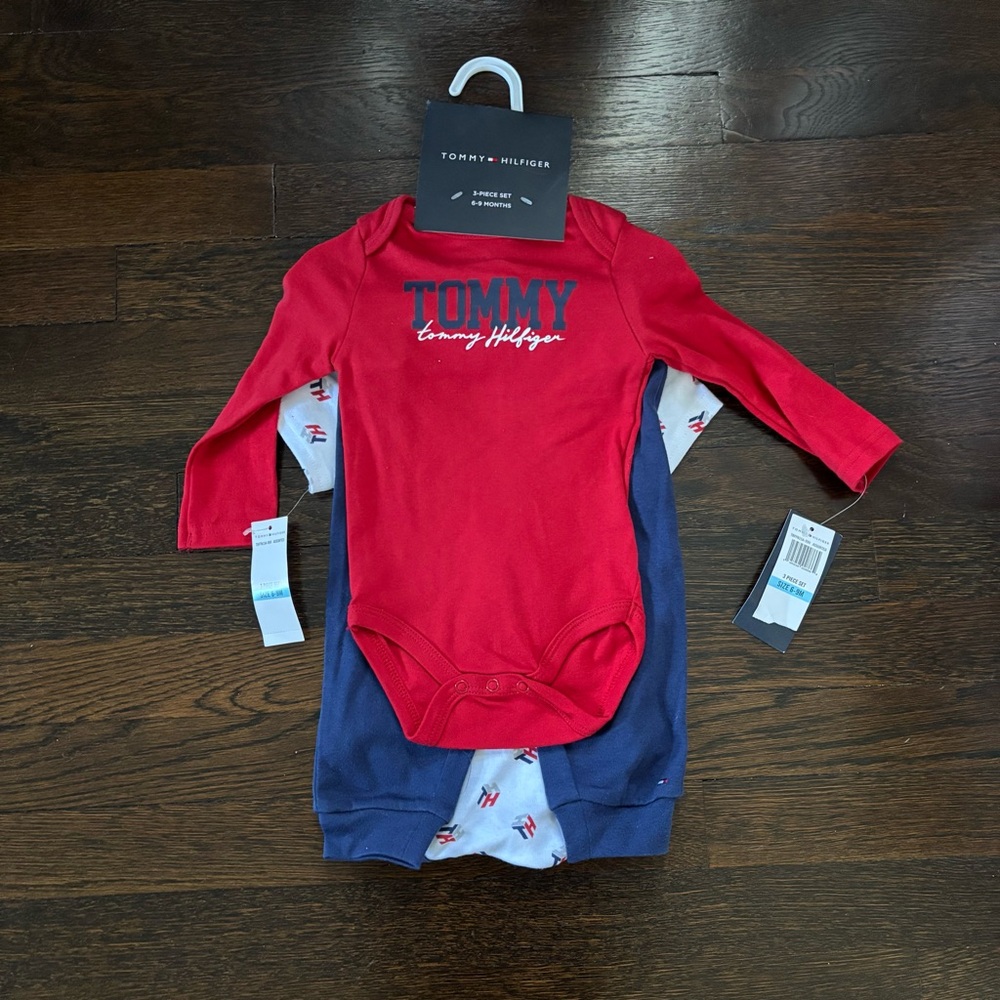 NWT Tommy Hilfiger 3-Piece Set